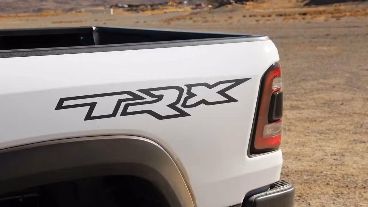 Anchor Room Ram TRX Bedside Graphic (2021-2023 Ram TRX) - 21DX_BSGTRX_M Questions & Answers